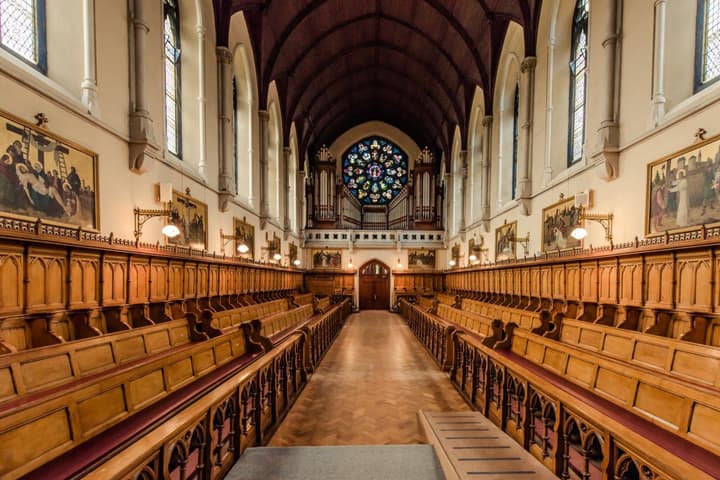 DCU Rooms at All Hallows College - Hostel