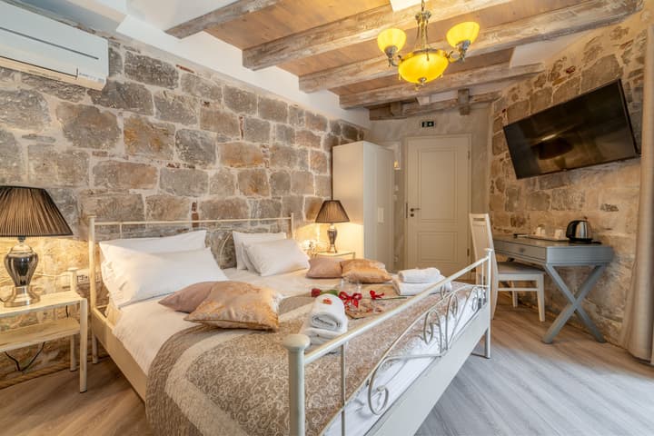 Heritage Palace Varos - MAG Quaint & Elegant Boutique Hotels