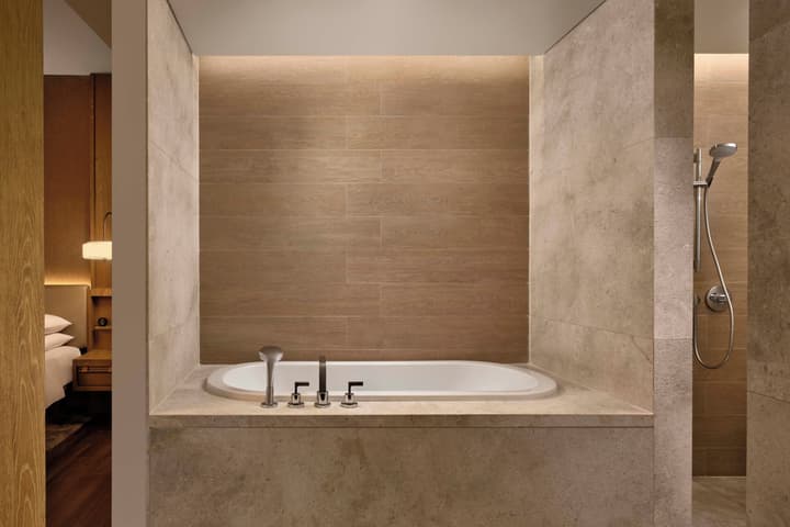 ANDAZ SINGAPORE, BY HYATT