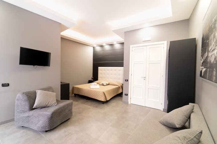 P.C. Boutique H. Napoli Centro by ClaPa Group Dislocated Hospitality
