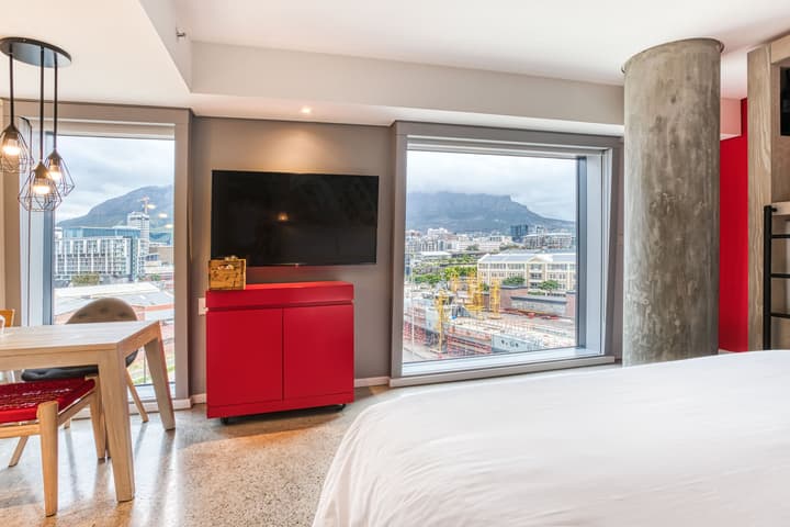 Radisson RED V&A Waterfront, Cape Town