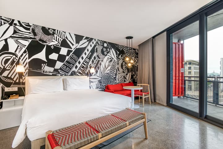 Radisson RED V&A Waterfront, Cape Town