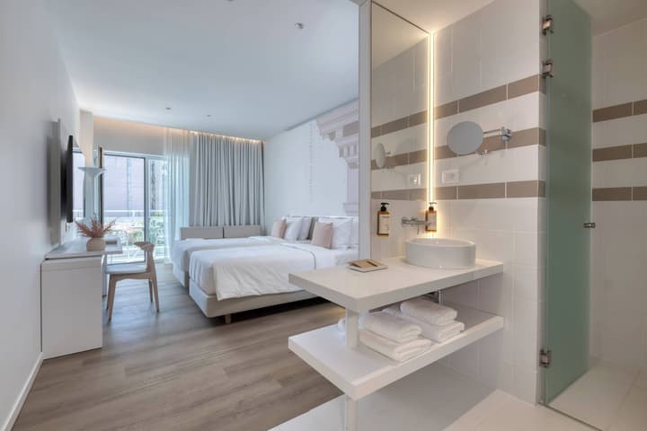 Mercure Patras Astir