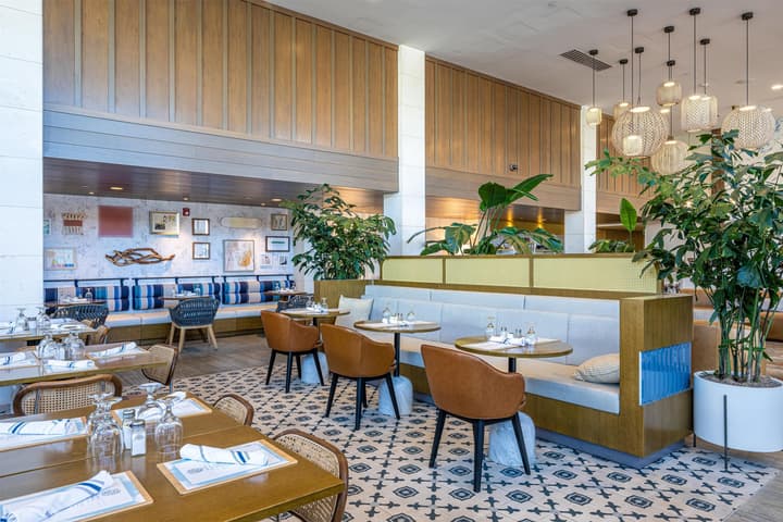 Inn at the Pier Pismo Beach, Curio Collection by Hilton