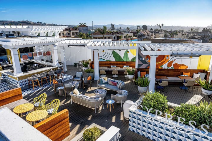 Inn at the Pier Pismo Beach, Curio Collection by Hilton