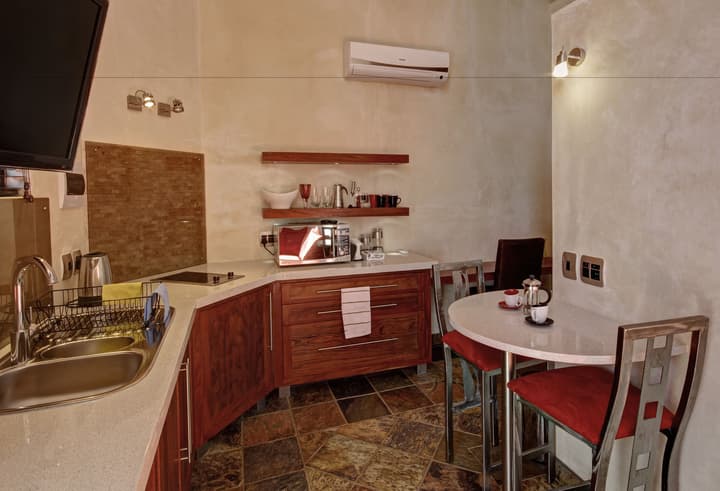 Hartmann Suites