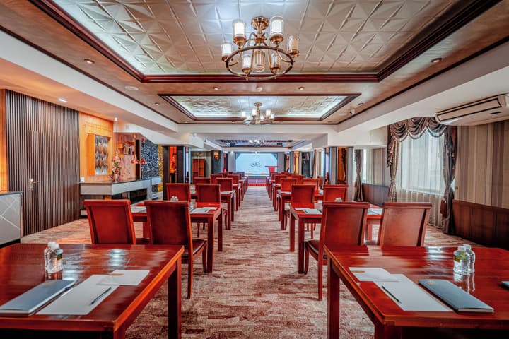 The Grand Hill Hotel