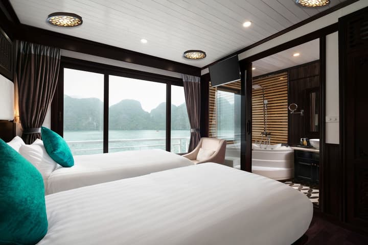 Alisa Luxury Cruise