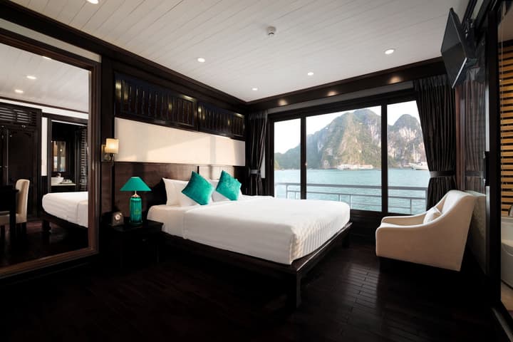 Alisa Luxury Cruise