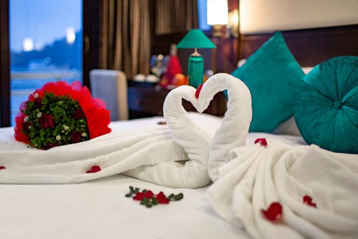 Alisa Luxury Cruise