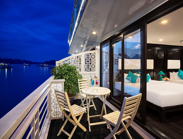 Alisa Luxury Cruise