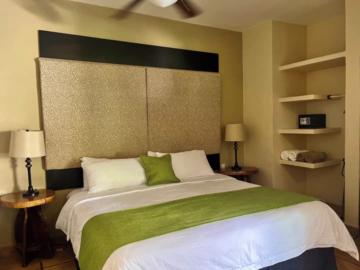 Hotel El Manglar & Cantarana
