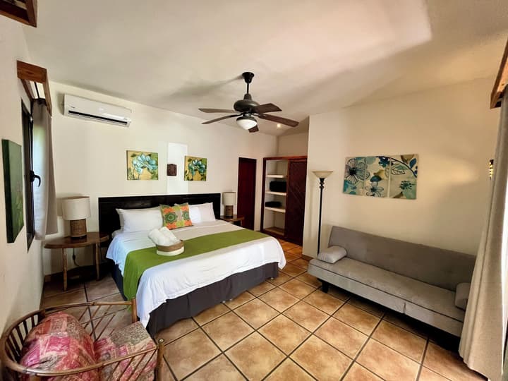 Hotel El Manglar & Cantarana