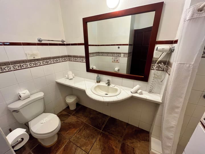 Hotel El Manglar & Cantarana