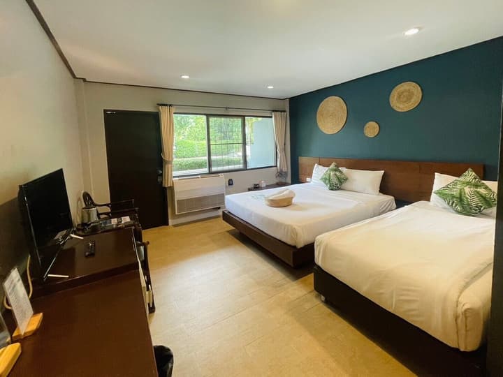 Let's Hyde Pattaya Resort & Villas