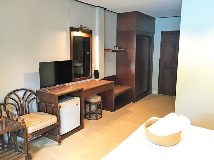 Let's Hyde Pattaya Resort & Villas