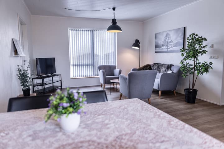 Miðhraun - Lava Resort