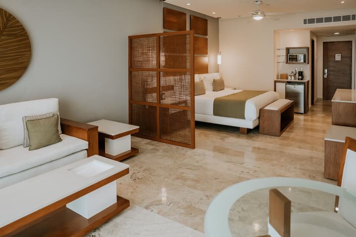 The Reef 28 Hotel & Spa - Luxury Adults Only - All Suites