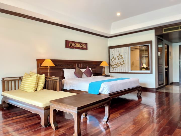 Avalon Beach Resort Pattaya