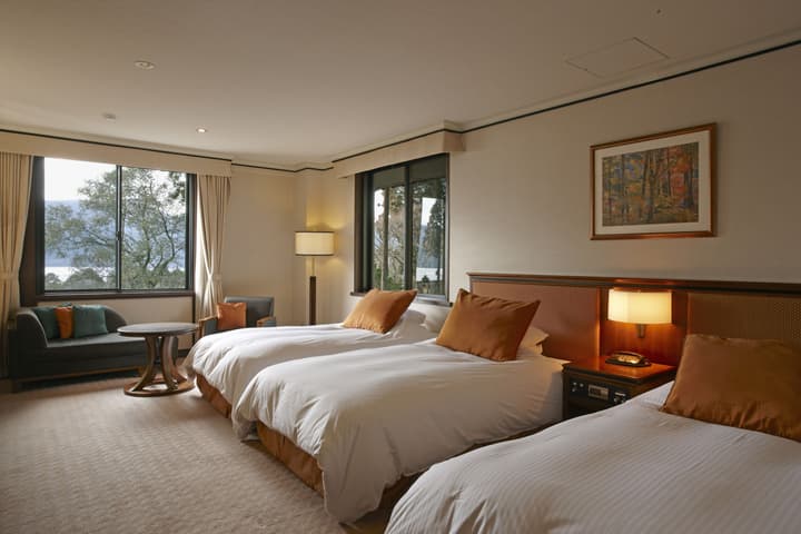 Hotel de Yama, Hakone Lake Side