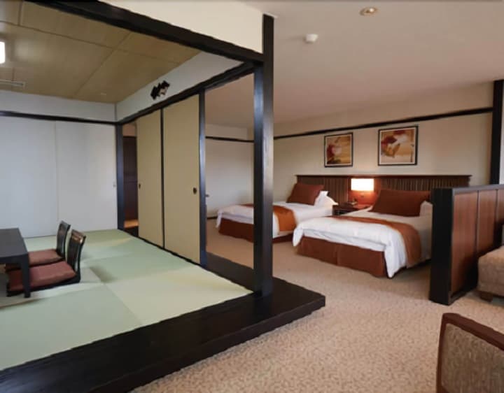 Hotel de Yama, Hakone Lake Side