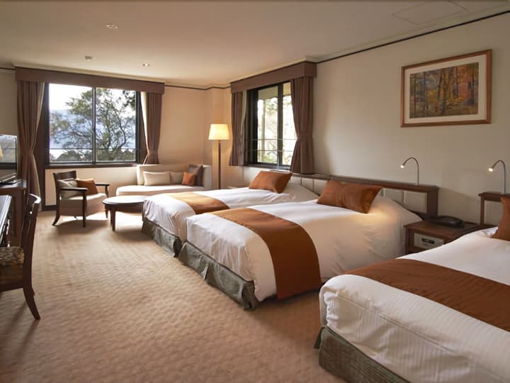 Hotel de Yama, Hakone Lake Side