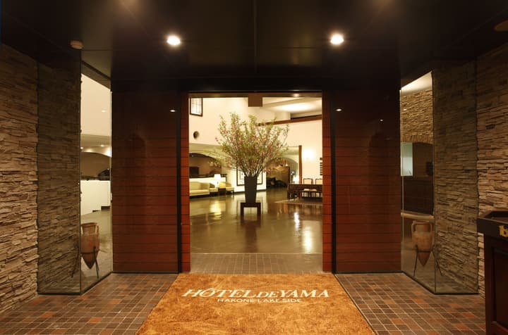 Hotel de Yama, Hakone Lake Side