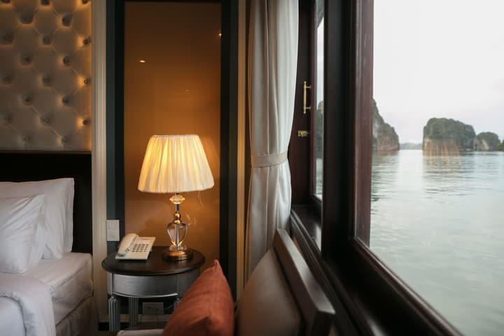 Halong Athena Cruise