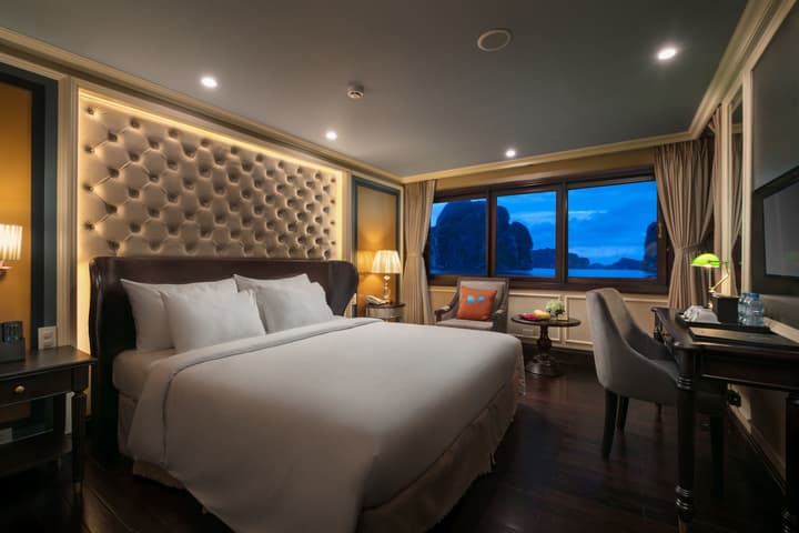 Halong Athena Cruise