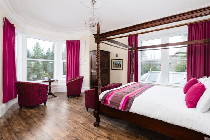Claymore Guest House and Apartments