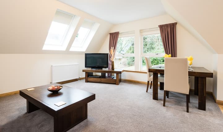Claymore Guest House and Apartments