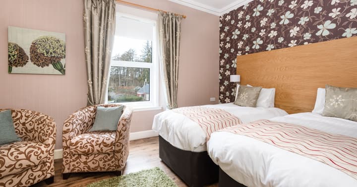 Claymore Guest House and Apartments