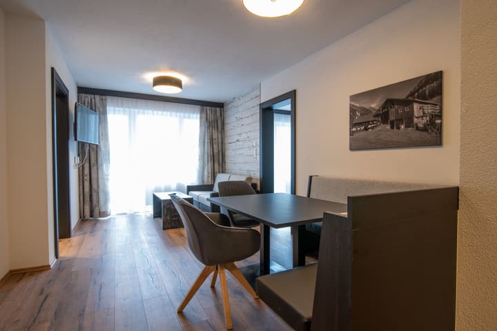 A CASA Rubin Chalet & Studio Resort