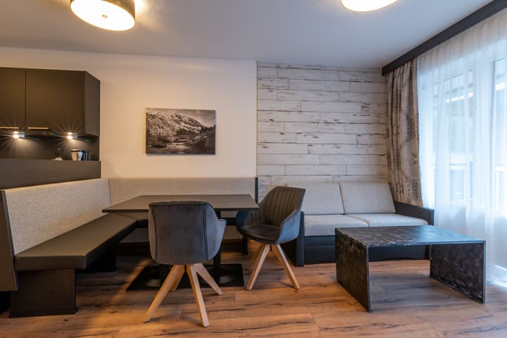 A CASA Rubin Chalet & Studio Resort