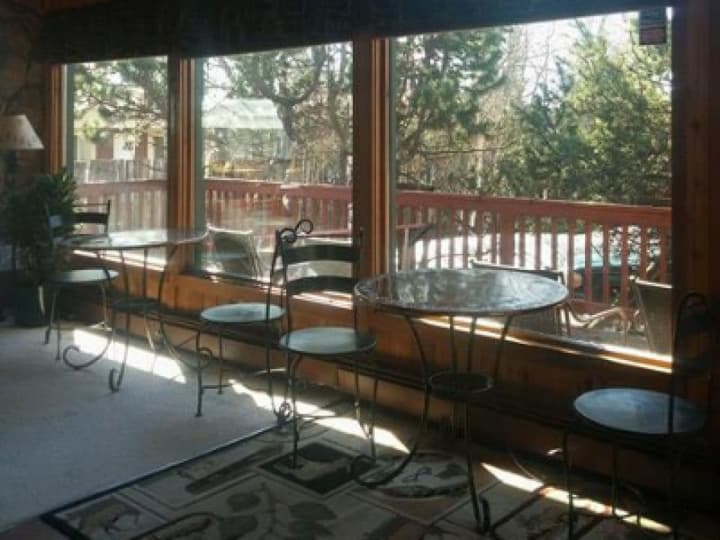 Jewel Lake Bed and Breakfast
