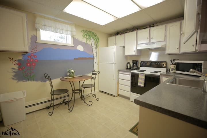 Jewel Lake Bed and Breakfast