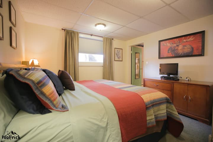 Jewel Lake Bed and Breakfast