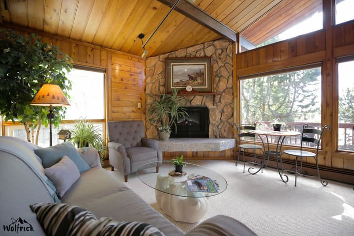 Jewel Lake Bed and Breakfast