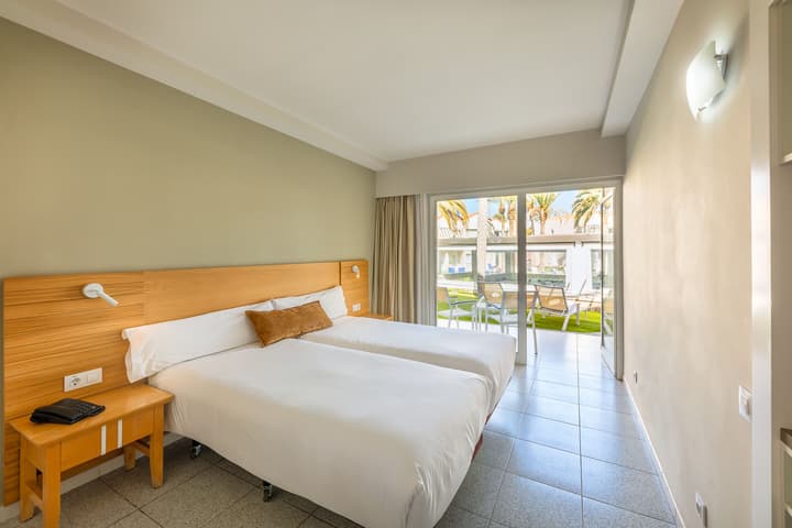 Hotel LIVVO Koala Garden