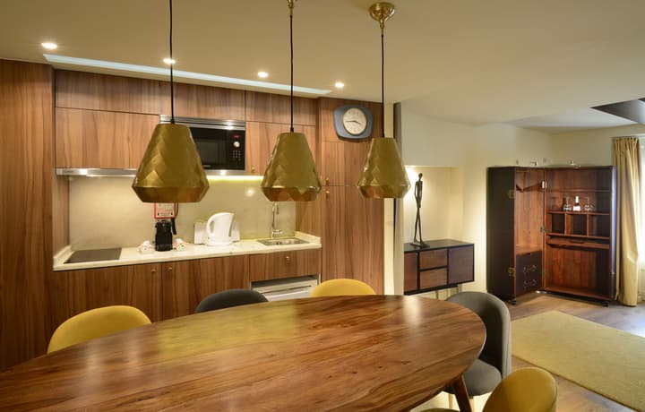 Dalma Old Town Suites