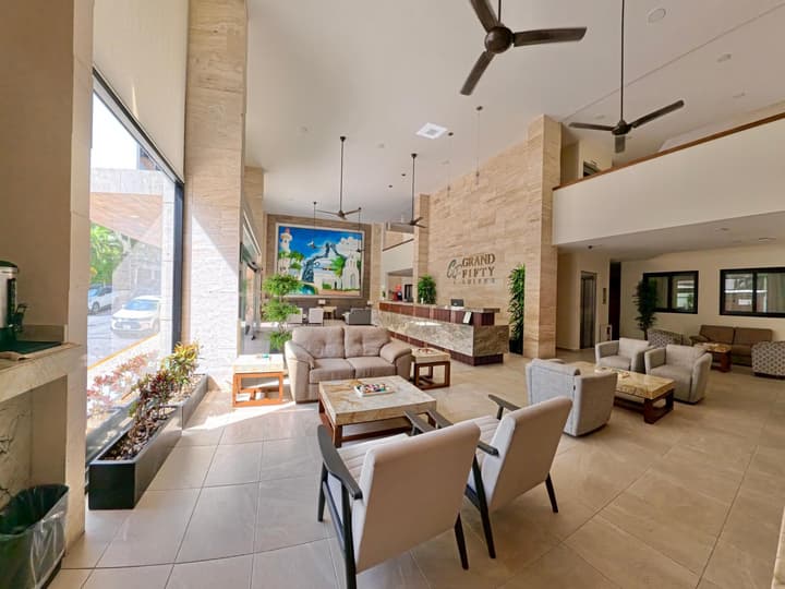 Hotel Grand Fifty Suites
