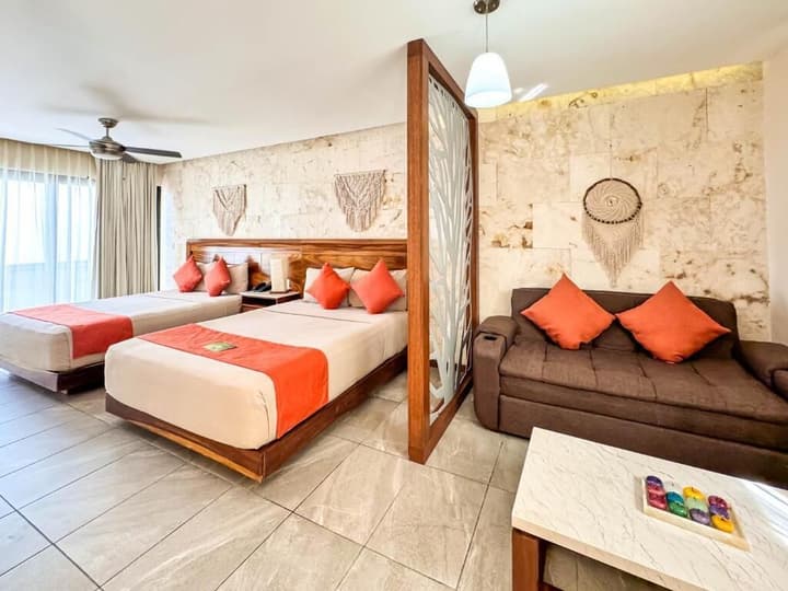 Hotel Grand Fifty Suites
