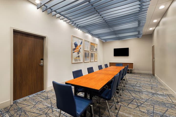 Holiday Inn Express & Suites Chalmette - New Orleans S by IHG