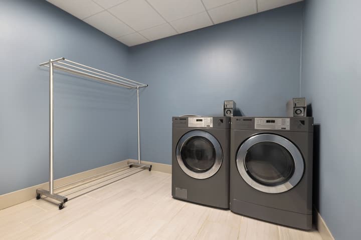 Holiday Inn Express & Suites Chalmette - New Orleans S by IHG