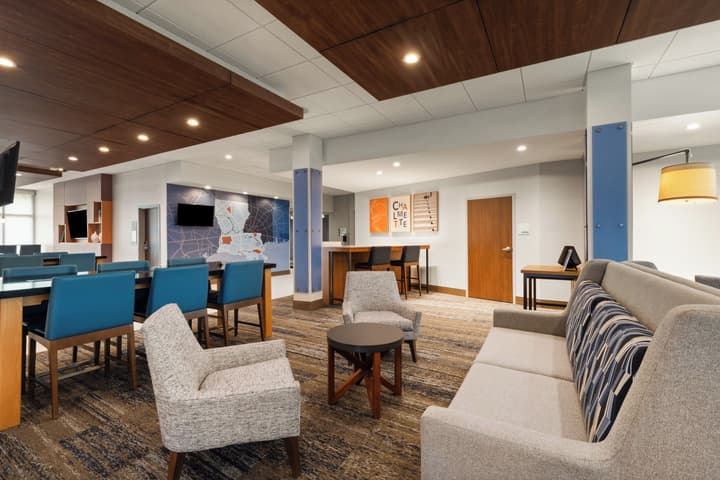 Holiday Inn Express & Suites Chalmette - New Orleans S by IHG