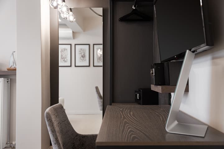Acropolis Luxury Living