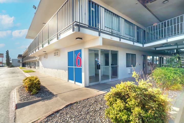 Motel 6 Del Rio, TX