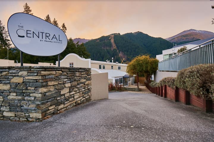 The Central Hotel Queenstown, A Naumi Chapter