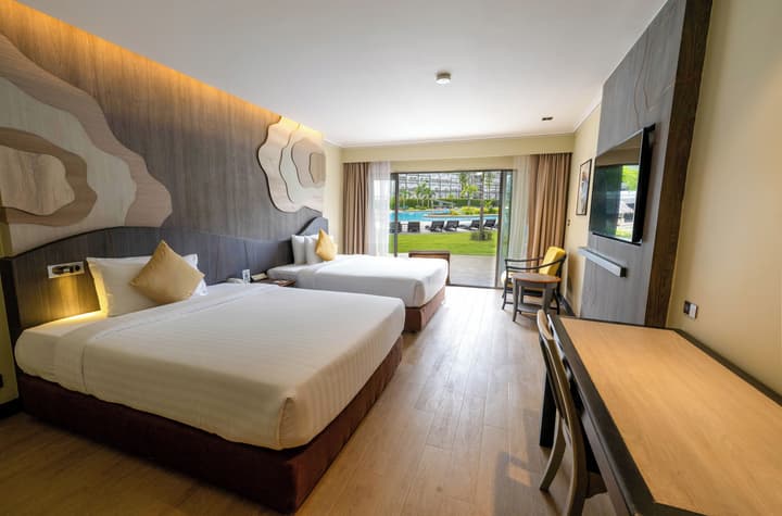 Amora Beach Resort Phuket
