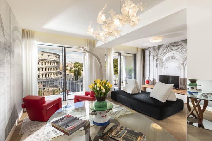 Palazzo Manfredi – Small Luxury Hotels of the World